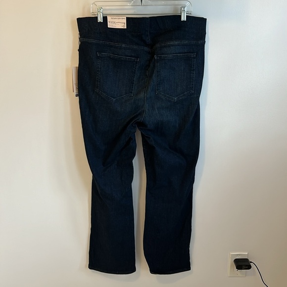 NYDJ Pull On Slim Bootcut Jeans - Picture 5 of 12